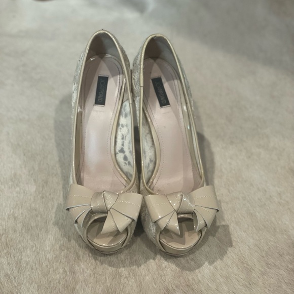 Joan & David Open Toe High Heel with Bow & Lace - Picture 1 of 6